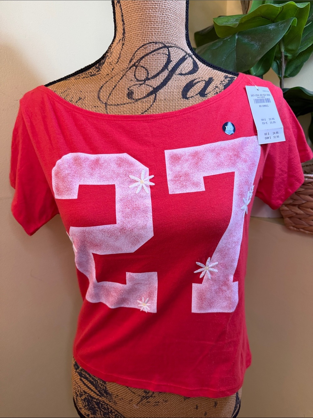 Hollister Red Short-Sleeve Scoop-Neck Tee with White '27' Graphic NWT XXS